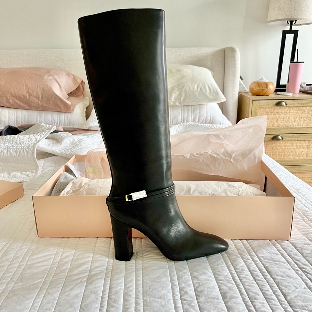 Elegant Black Knee-High Women's Boots
